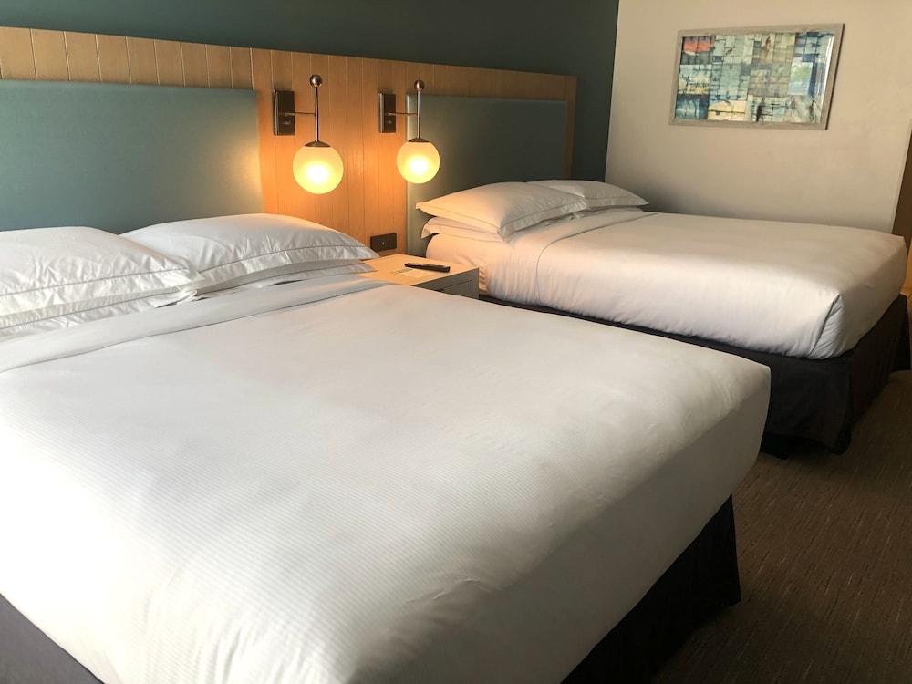 Suncoast Hotel Anaheim, Tapestry Collection By Hilton Bagian luar foto