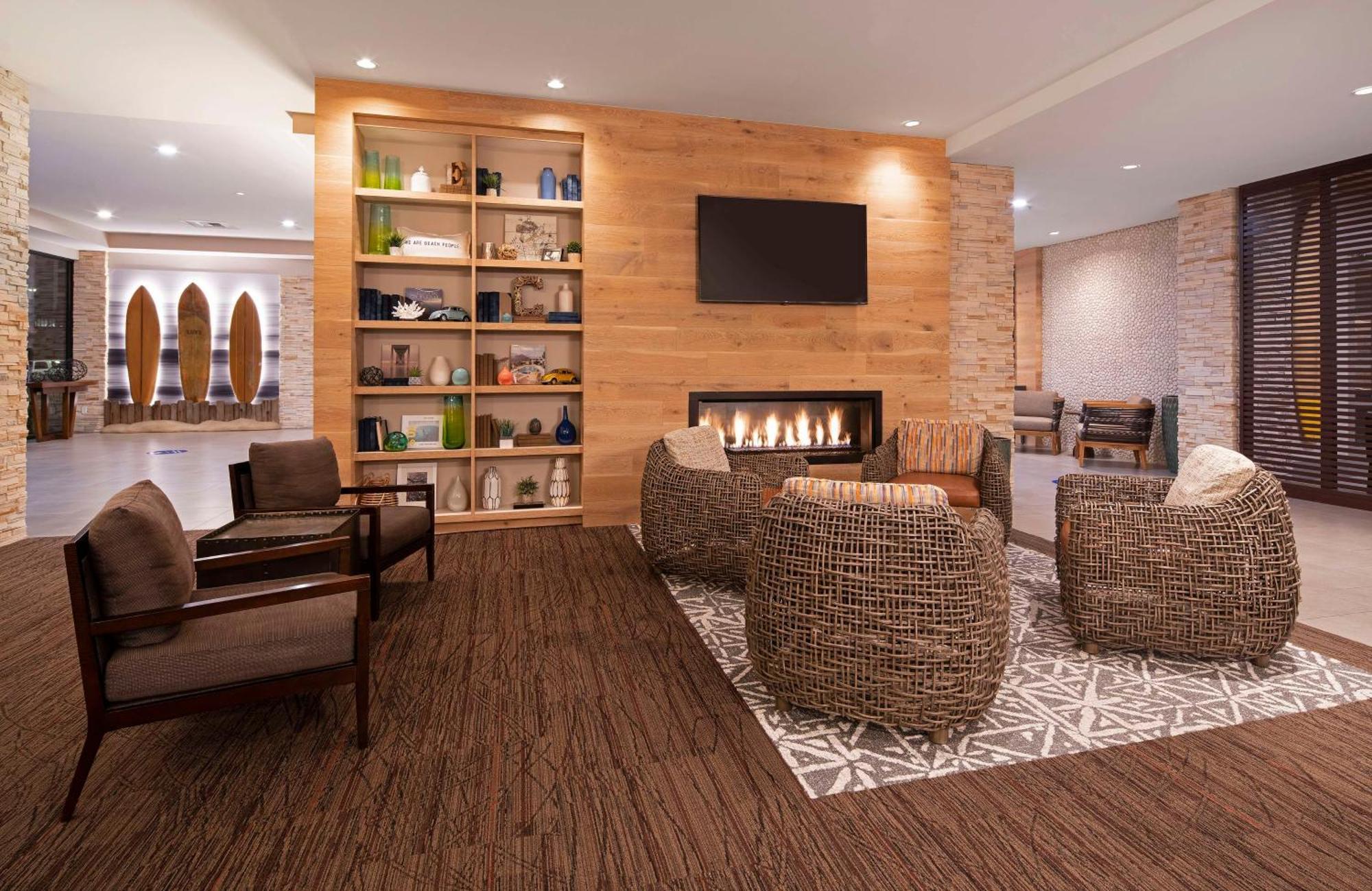 Suncoast Hotel Anaheim, Tapestry Collection By Hilton Bagian luar foto