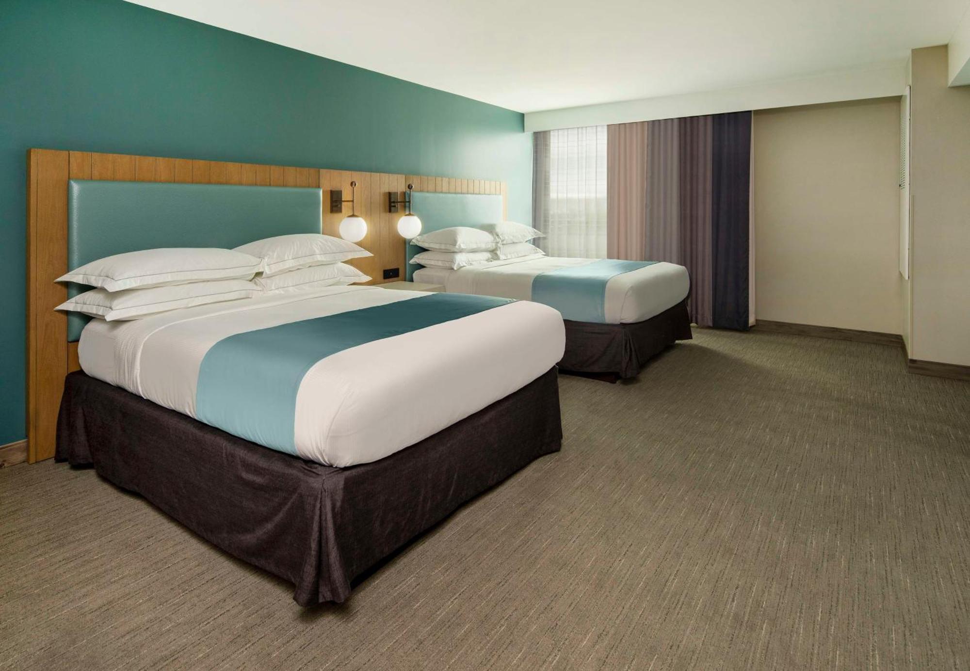 Suncoast Hotel Anaheim, Tapestry Collection By Hilton Bagian luar foto